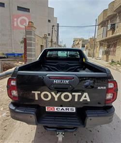 تويوتا هايلوكس